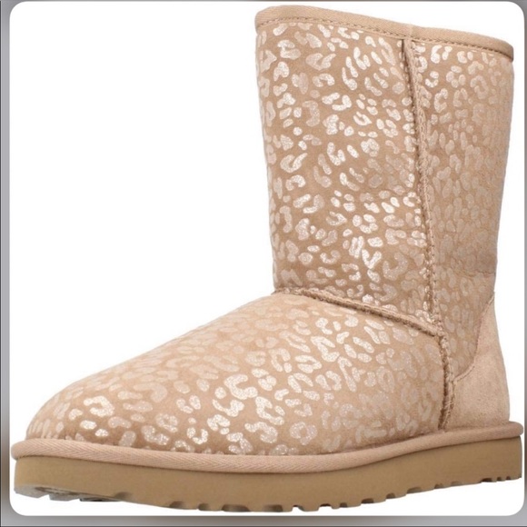 UGG | Classic Short Snow Leopard Amphora Boots 8 - Picture 12 of 12